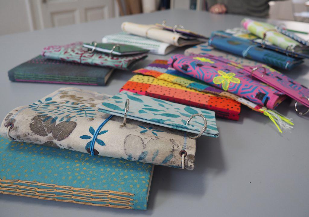 Textile Bücher im Müllerin Art Studio ©muellerinart