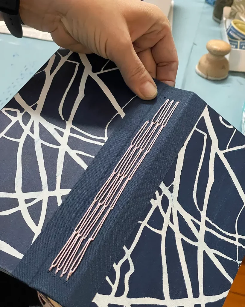 Winterbuch-Workshop im Müllerin Art Studio ©muellerinartstudio