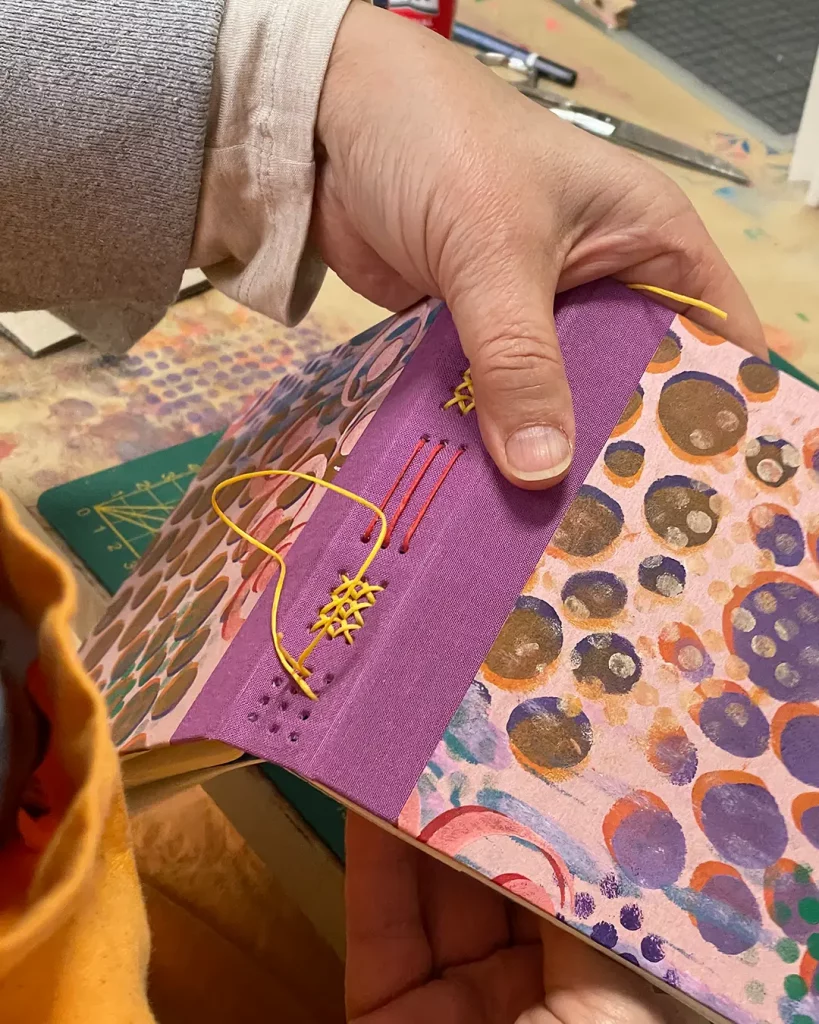 Bunte Bücher Workshop ©muellerinartstudio