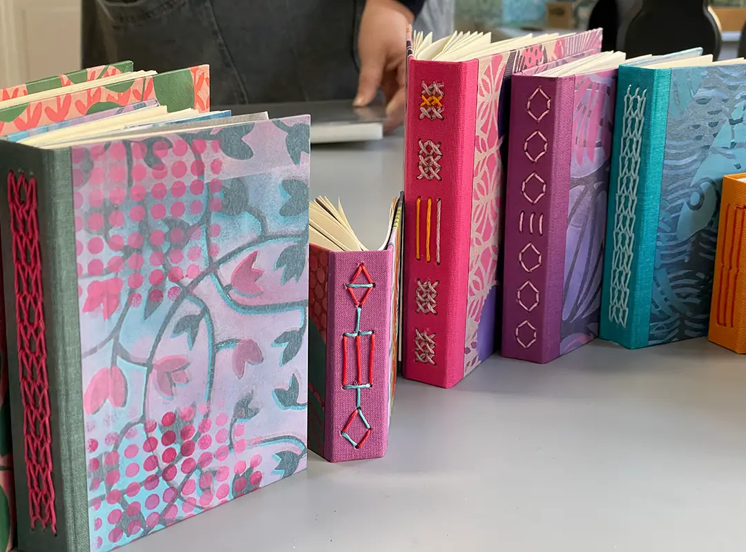 Bunte Bücher Workshop ©muellerinartstudio