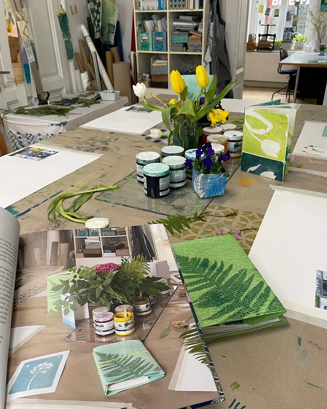 Frühlingsdruckerei "Bunte Blätter" ©muellerinartstudio
