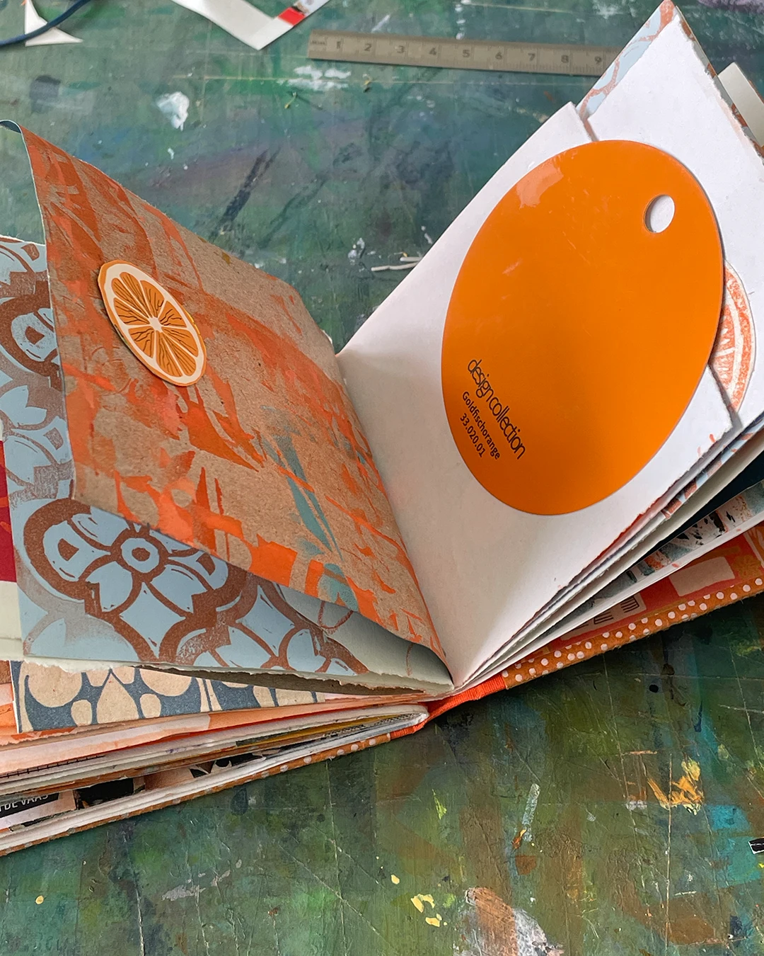 Aprilbüchlein ©muellerinartstudio