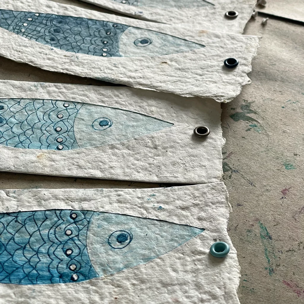 Fische Milchtütendruck auf handgeschöpftem Papier ©muellerinartstudio