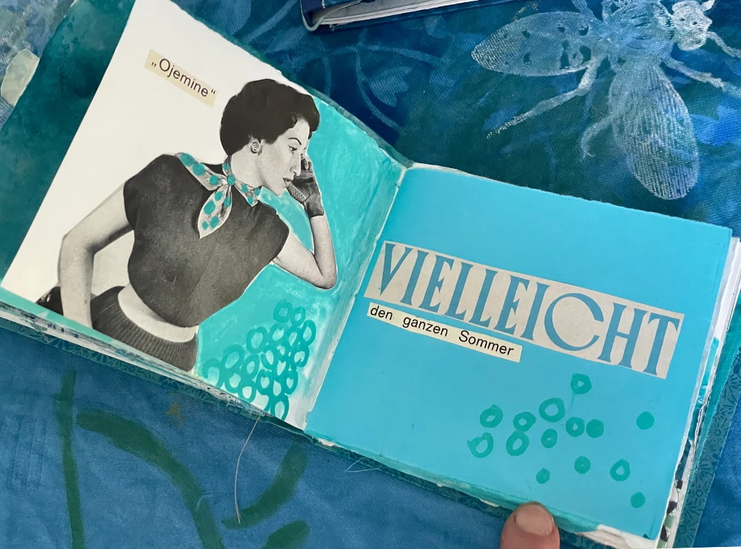 Junibüchlein Türkis ©muellerinartstudio