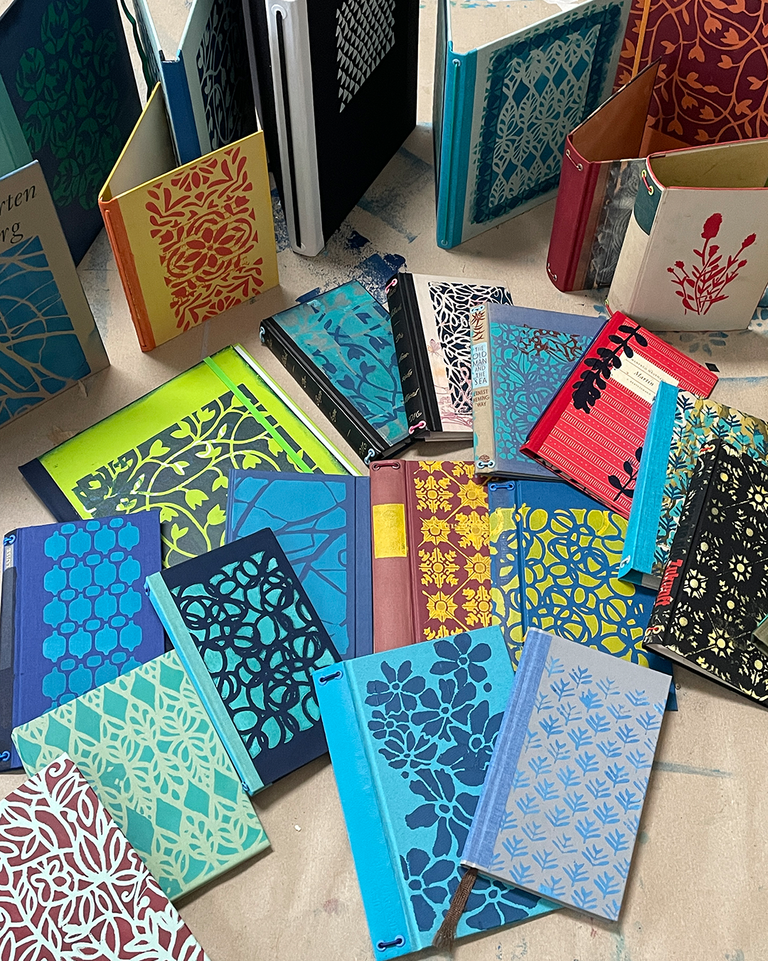neue alte Bücher im ©muellerinartstudio